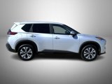 Used 2023 Nissan Rogue SV image 4