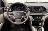 Used 2017 Hyundai Elantra SE image 5