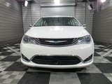 Used 2018 Chrysler Pacifica Limited w/ Advanced Safetytec Group image 3