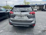 Used 2017 Nissan Rogue SL image 5