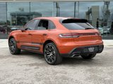 Certified 2025 Porsche Macan image 3