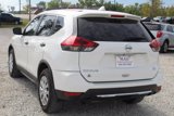 Used 2017 Nissan Rogue S image 3