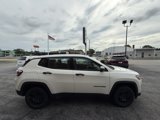 Used 2019 Jeep Compass Sport image 4