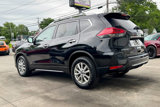 Used 2017 Nissan Rogue SV image 5