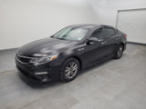 Used 2020 Kia Optima LX image 2