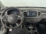 Used 2019 Kia Sorento LX image 3