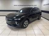 Used 2021 Buick Envision Essence w/ Technology Package I image 3