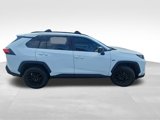 Used 2021 Toyota RAV4 LE image 4