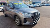 Used 2023 Nissan Kicks SV image 2