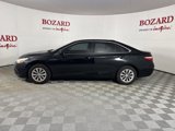 Used 2017 Toyota Camry LE image 5