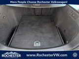 Used 2017 Volkswagen Golf SE image 6