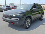 Used 2019 Jeep Cherokee Trailhawk image 3