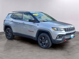 Used 2023 Jeep Compass Trailhawk image 3