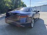 Used 2017 Alfa Romeo Giulia image 3