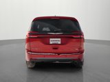 New 2025 Chrysler Pacifica Select image 4