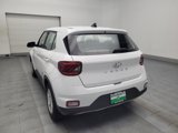 Used 2021 Hyundai Venue SE image 5