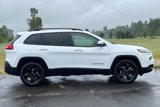Used 2018 Jeep Cherokee Latitude w/ Altitude Package image 3