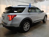 Certified 2022 Ford Explorer XLT w/ Equipment Group 202A image 3
