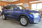 Used 2020 Nissan Rogue SV image 3