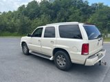 Used 2004 Cadillac Escalade AWD image 3