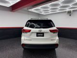 Used 2017 Toyota Highlander XLE image 6