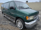 Used 2002 Ford E-150 and Econoline 150 image 3