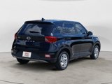 Used 2022 Hyundai Venue SE image 5