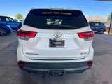 Used 2017 Toyota Highlander SE image 4
