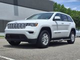 Used 2020 Jeep Grand Cherokee Laredo image 3