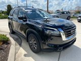 Used 2022 Nissan Pathfinder SV w/ SV Premium Package image 4
