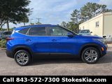 Certified 2022 Kia Seltos S image 4