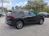 Used 2024 GMC Terrain SLT image 3
