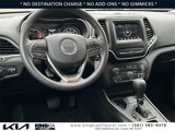 Used 2019 Jeep Cherokee Latitude w/ Popular Appearance Group image 2