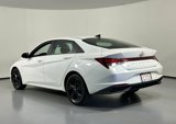 Used 2022 Hyundai Elantra SEL image 5