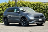 Used 2022 Volkswagen Tiguan SE image 2