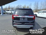 Used 2022 GMC Acadia SLE w/ Driver Convenience Package image 4