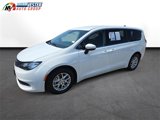 Used 2023 Chrysler Voyager LX image 2