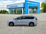 Used 2017 Chrysler Pacifica Touring-L image 5