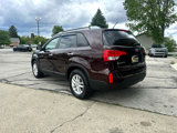 Used 2015 Kia Sorento LX image 3