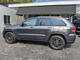 Used 2017 Jeep Grand Cherokee Trailhawk image 2