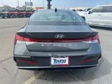 Used 2025 Hyundai Elantra SE image 5