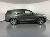 Used 2022 Ford Explorer XLT w/ Equipment Group 202A image 4