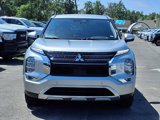 Used 2022 Mitsubishi Outlander SE image 2