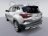 Used 2021 Kia Seltos SX w/ SX Sunroof Package image 4