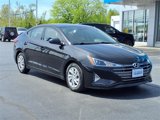 Used 2020 Hyundai Elantra SE image 2