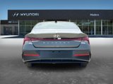 New 2025 Hyundai Elantra SEL image 4