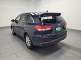 Used 2016 Kia Sorento LX w/ LX Convenience Package image 5