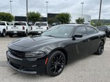 Used 2018 Dodge Charger SXT w/ Blacktop Package image 3