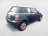 Used 2010 MINI Cooper Hardtop image 4