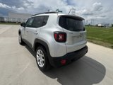 Used 2015 Jeep Renegade Latitude image 3